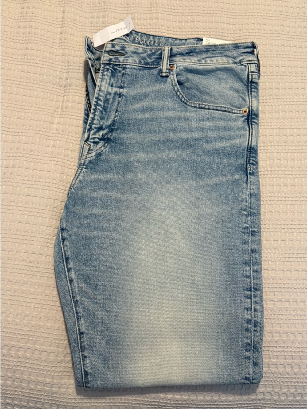 American Eagle Light Wash Men’s Jeans 38x32